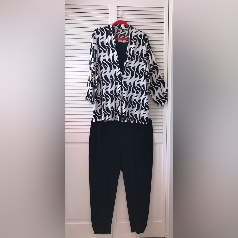 Chico’s Travelers Crepe set
